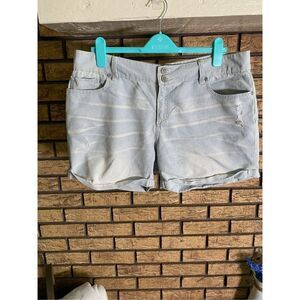 New York & Company‎